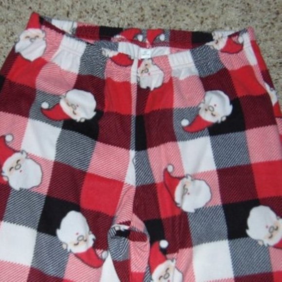 Womens Christmas Pajamas Medium Santa Coming Soon Red Plaid Top & Fleece Pants - Picture 7 of 8